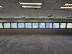 111 Somerset (D9), Office #498040201